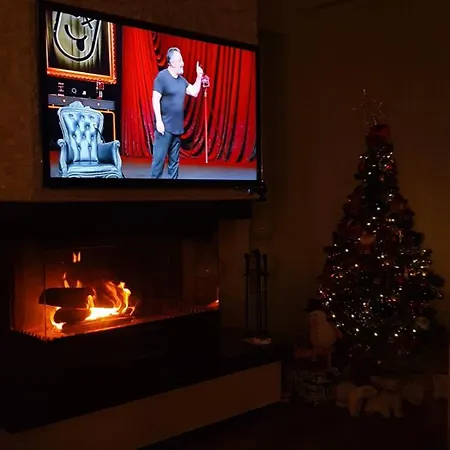 Cadde Sicak Havuzlu Genis Bahceli * Sapanca