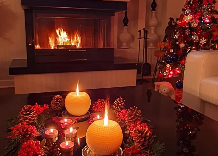 Cadde Sicak Havuzlu Genis Bahceli